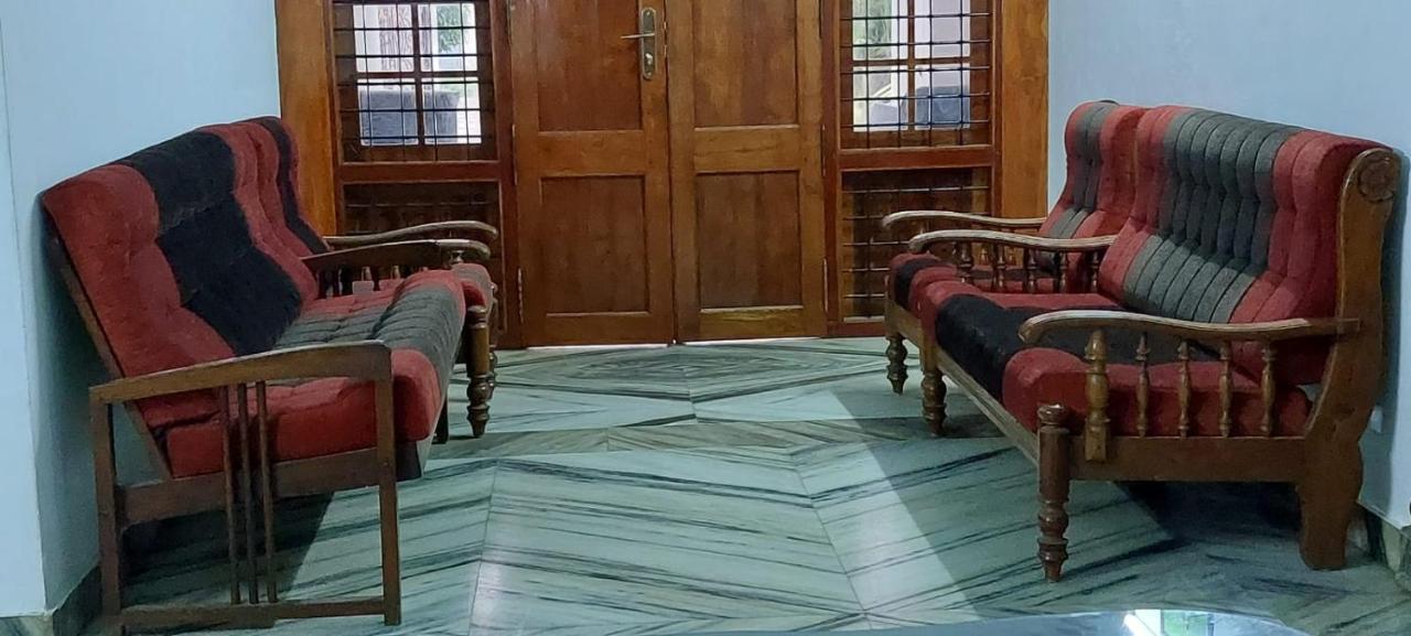 Jinan Palace Guest House Jinan Palace Guest House Nedumbassery Exterior foto